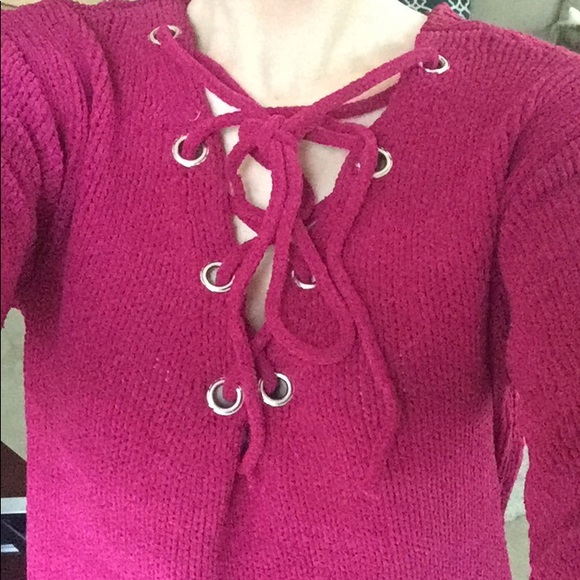 LAST CHANCE! Burgundy lace-up sweater - Picture 2 of 2